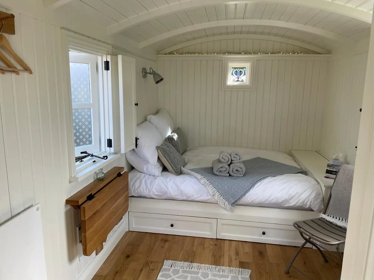The Hut By The River York Reino Unido